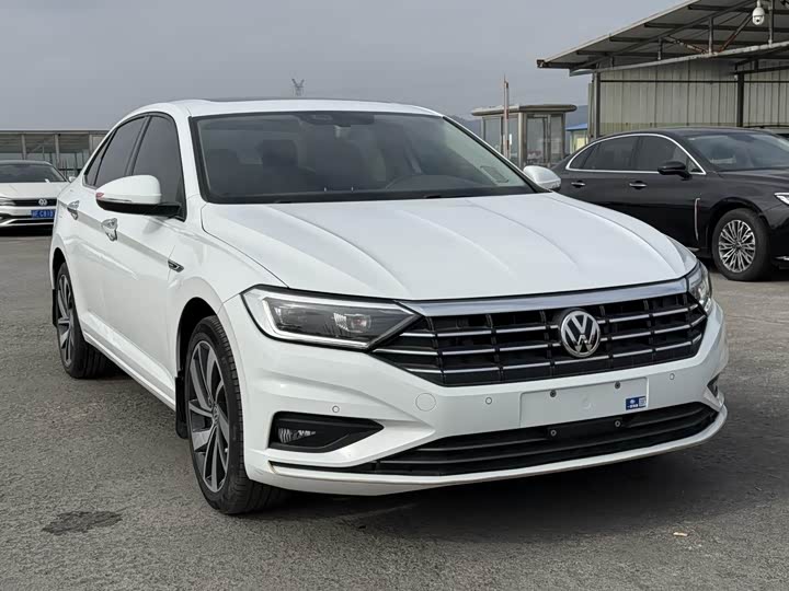 Фото 3 - Volkswagen Sagitar L