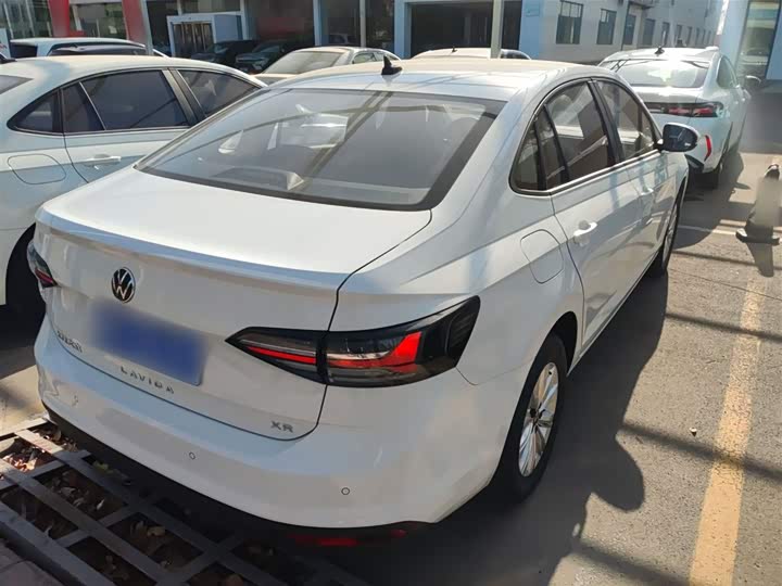 Фото 7 - Volkswagen Lavida