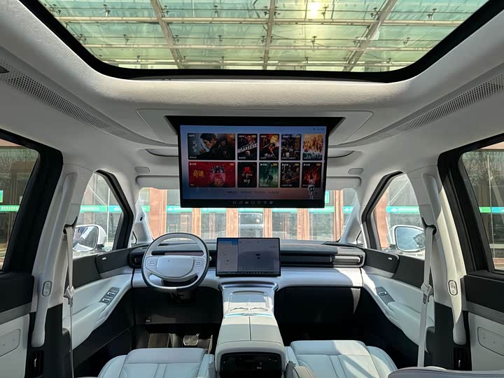 Фото 6 - XPeng X9