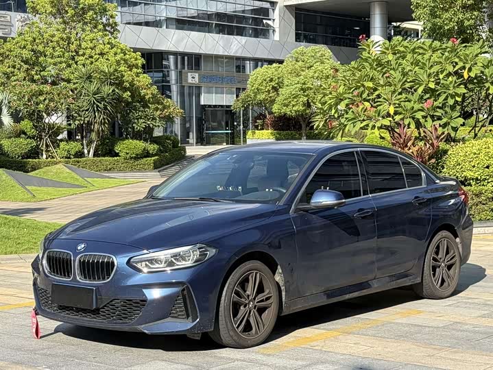 Фото 1 - BMW 1 Series