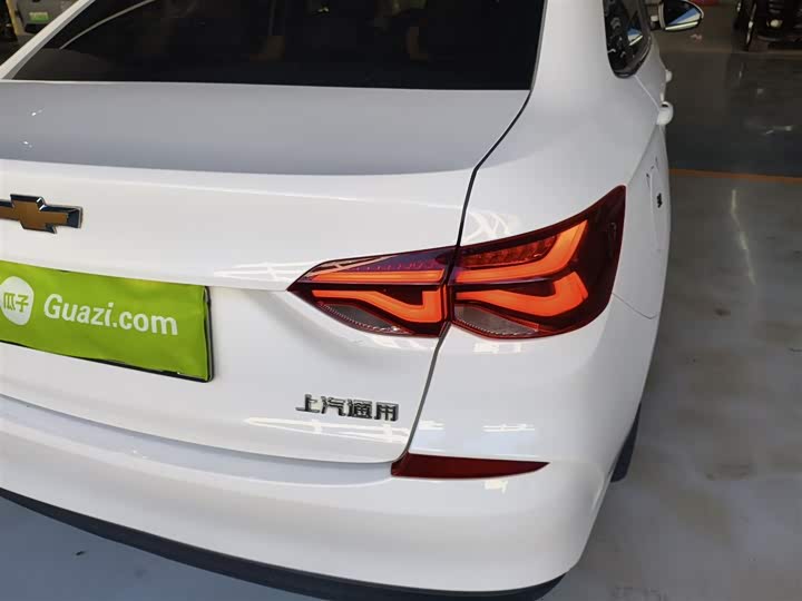 Фото 8 - Chevrolet Monza