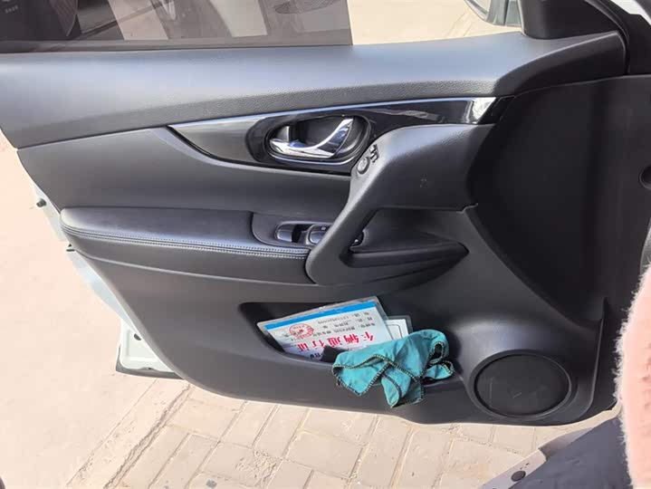 Фото 7 - Nissan X-Trail