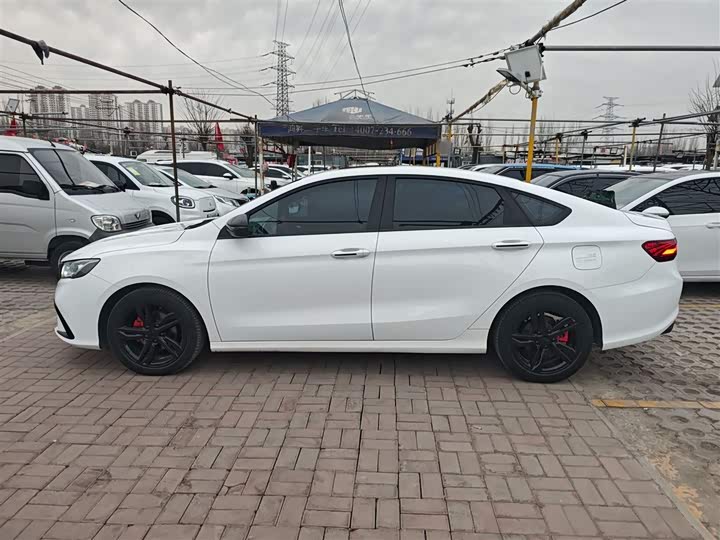 Фото 5 - Geely Binrui