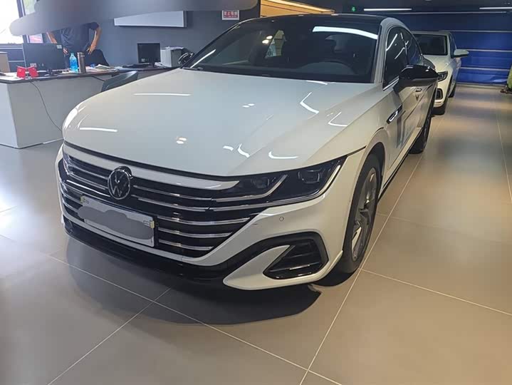 Фото 1 - Volkswagen CC