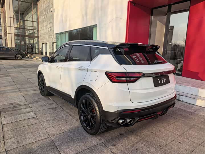 Фото 5 - Geely Coolray