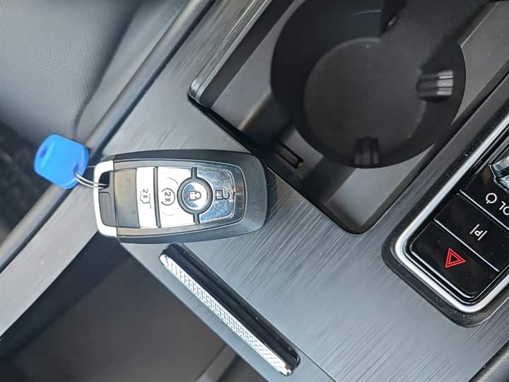 Фото 9 - Lincoln Corsair