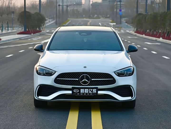 Фото 2 - Mercedes-Benz C-Class