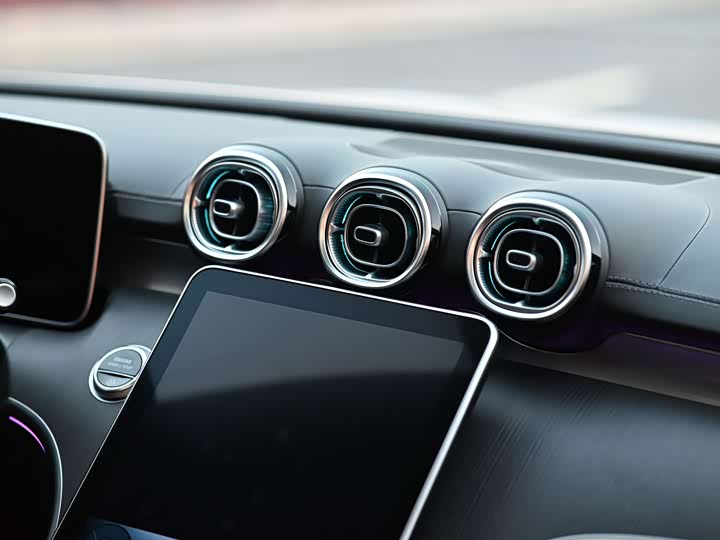 Фото 8 - Mercedes-Benz C-Class