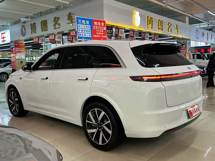 Фото 6 - LiXiang L7