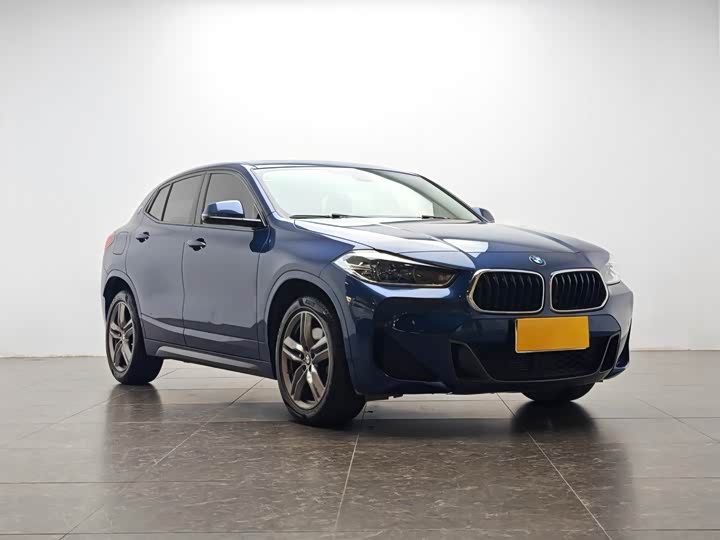Фото 2 - BMW X2