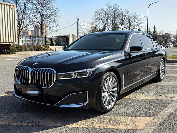 Фото 1 - BMW 7 Series