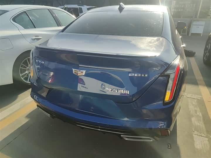 Фото 6 - Cadillac CT4