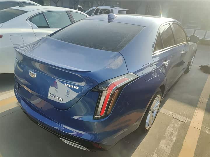 Фото 7 - Cadillac CT4