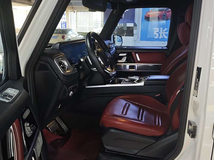 Фото 3 - Mercedes-Benz G-Class