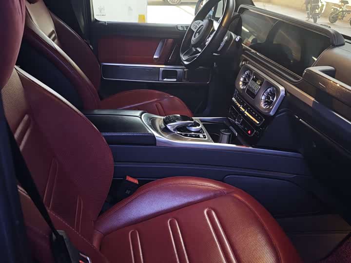 Фото 5 - Mercedes-Benz G-Class