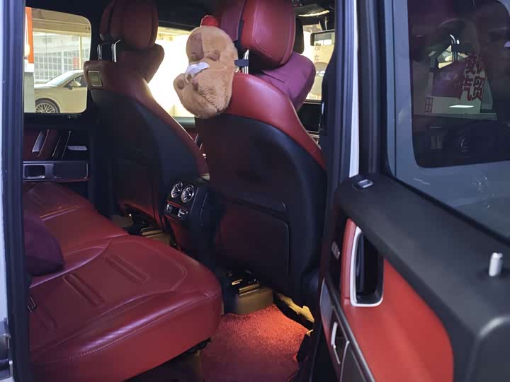 Фото 6 - Mercedes-Benz G-Class