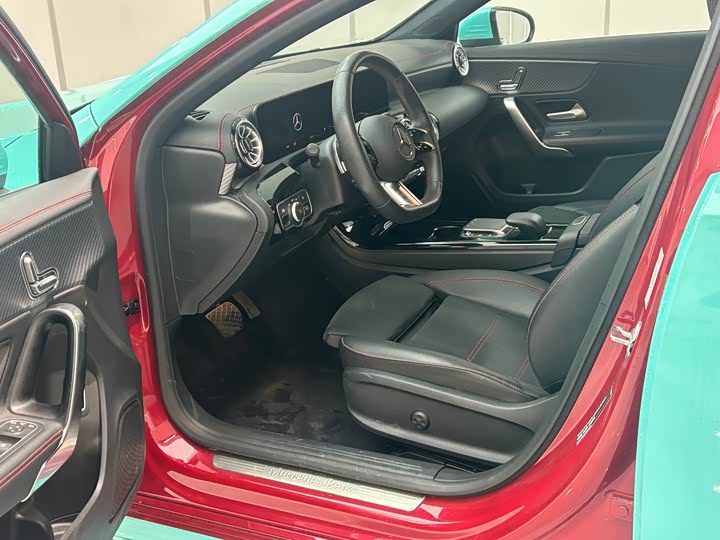 Фото 4 - Mercedes-Benz A-Class