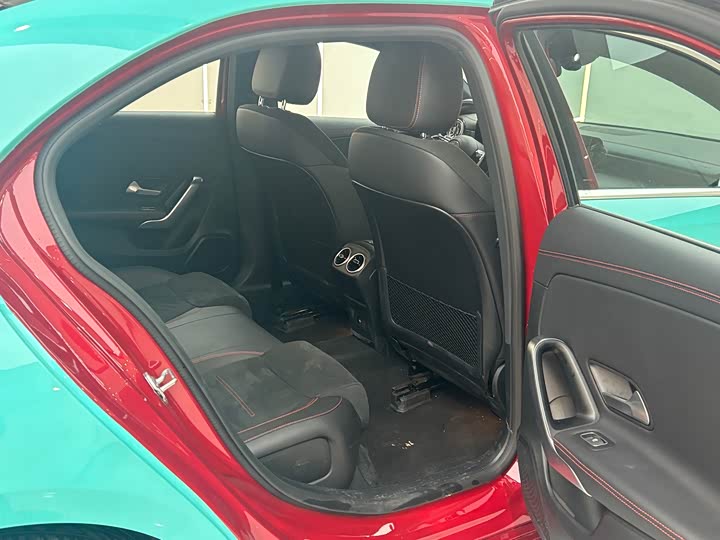 Фото 5 - Mercedes-Benz A-Class