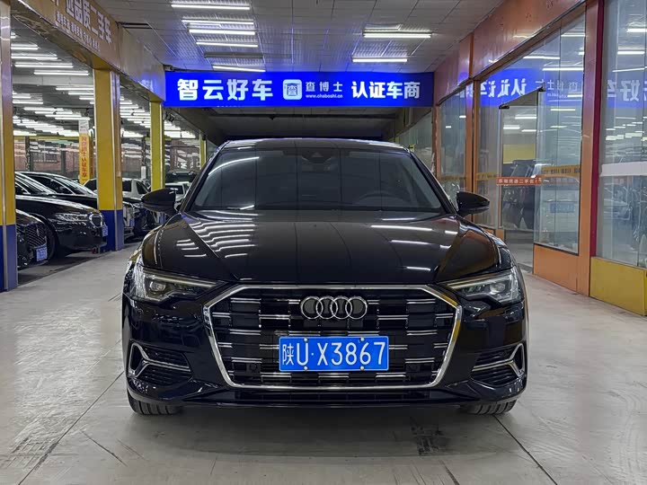 Фото 2 - Audi A6L