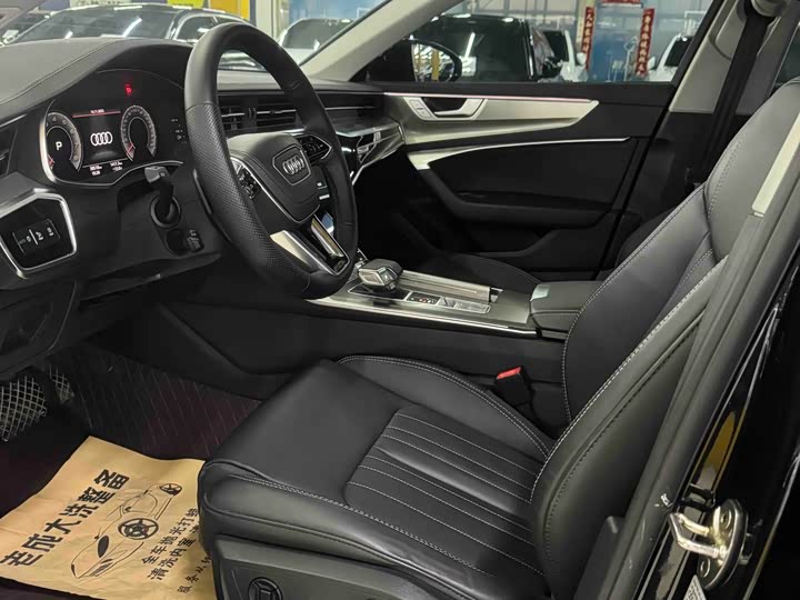 Фото 5 - Audi A6L