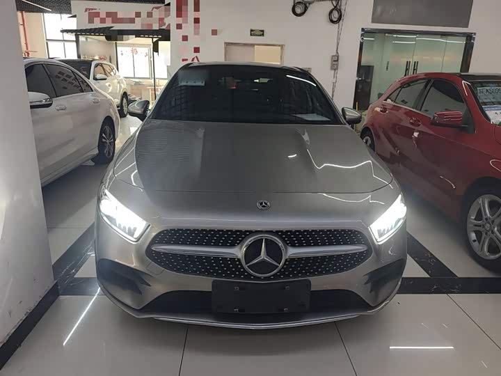 Фото 3 - Mercedes-Benz A-Class