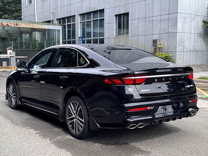 Фото 7 - Geely Preface