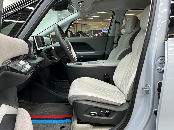 Фото 8 - BAIC Arcfox Kaola