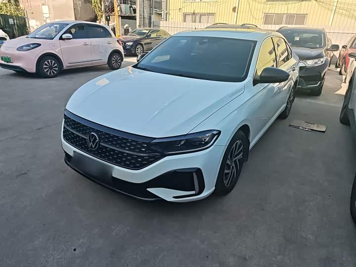 Фото 2 - Volkswagen Lavida