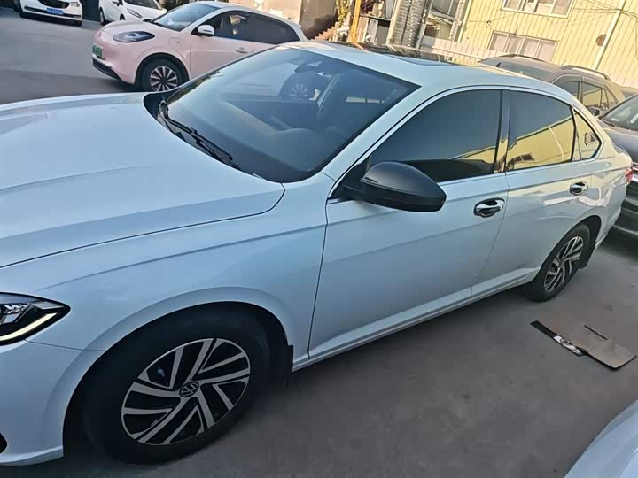 Фото 5 - Volkswagen Lavida