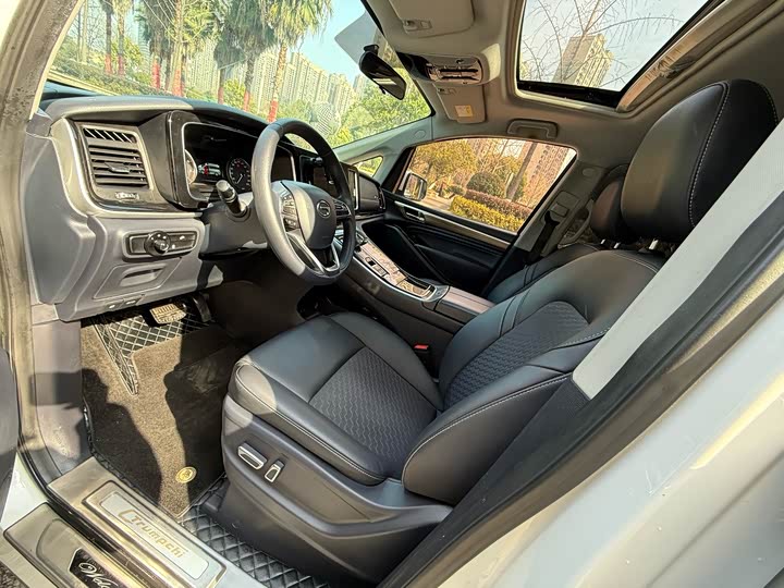 Фото 7 - GAC Trumpchi M8