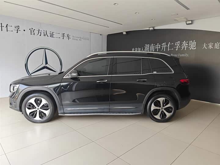 Фото 4 - Mercedes-Benz GLB-Class