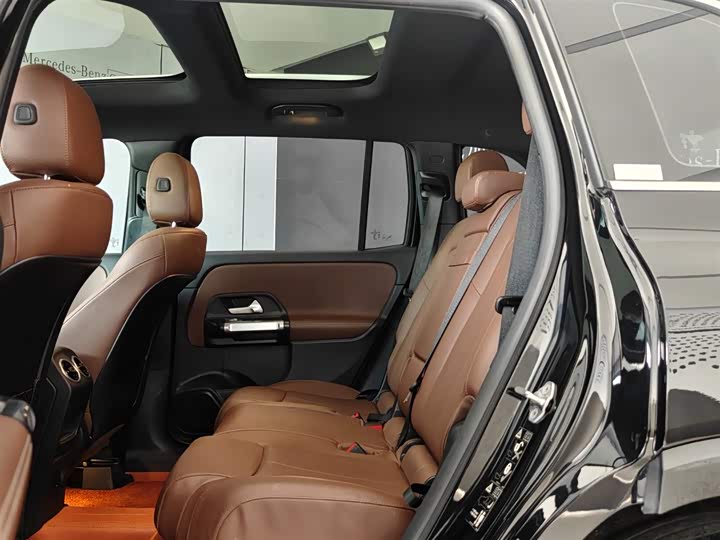 Фото 7 - Mercedes-Benz GLB-Class