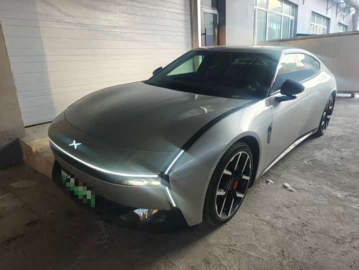 Фото 1 - XPeng P7