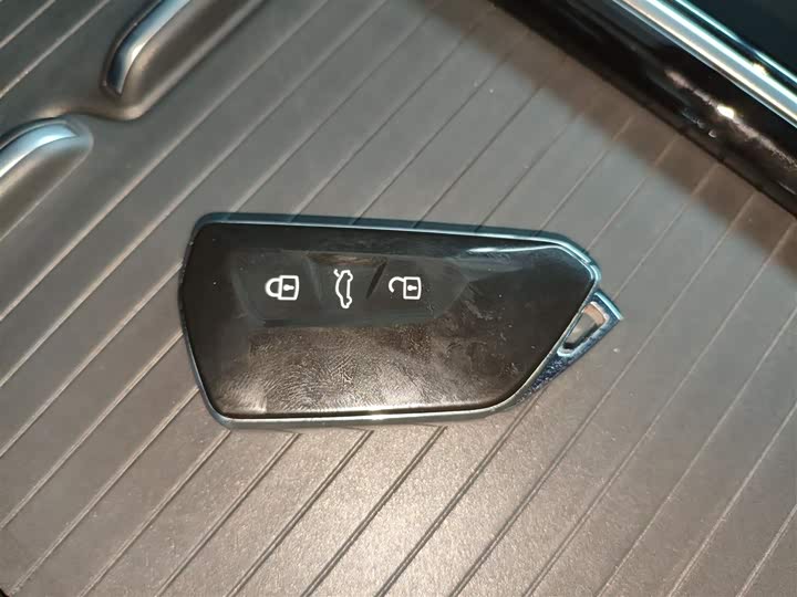 Фото 9 - Volkswagen ID.4 X