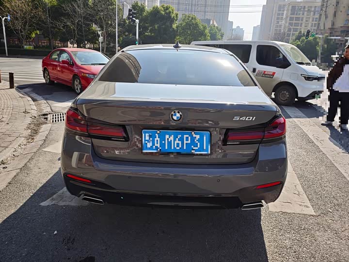 Фото 9 - BMW 5 Series