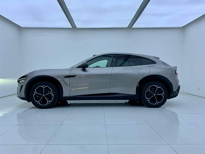 Фото 3 - Xiaomi YU7