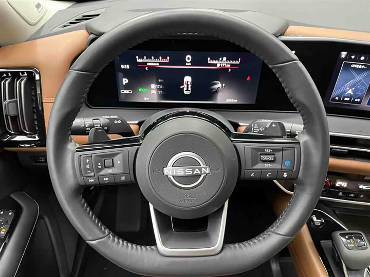 Фото 3 - Nissan Pathfinder