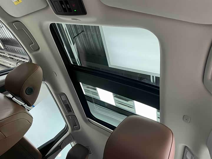 Фото 9 - Nissan Pathfinder