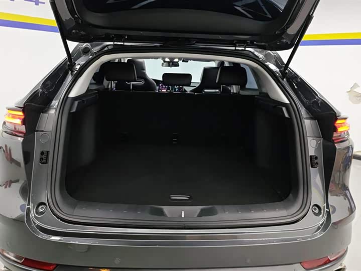 Фото 4 - Changan UNI-K