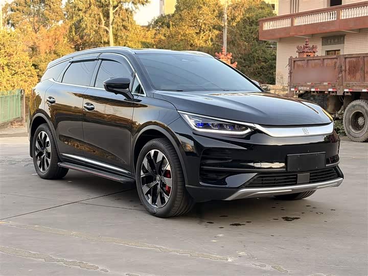 Фото 4 - BYD Tang Hybrid/EV