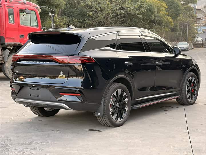 Фото 7 - BYD Tang Hybrid/EV