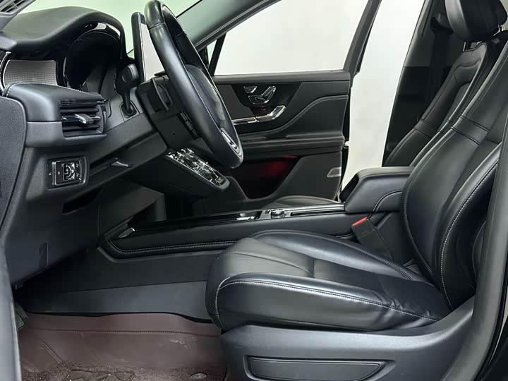 Фото 7 - Lincoln Corsair