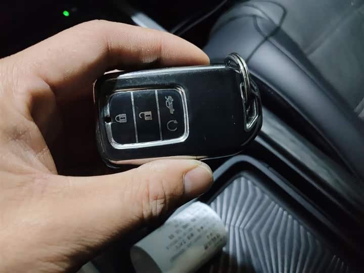 Фото 9 - Honda CR-V