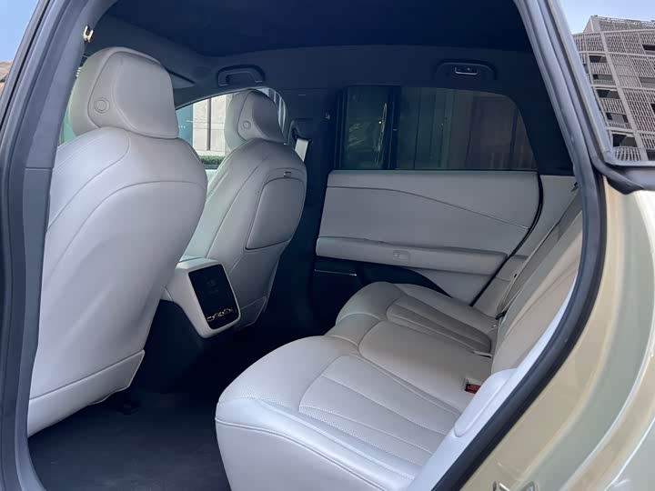 Фото 5 - XPeng F57