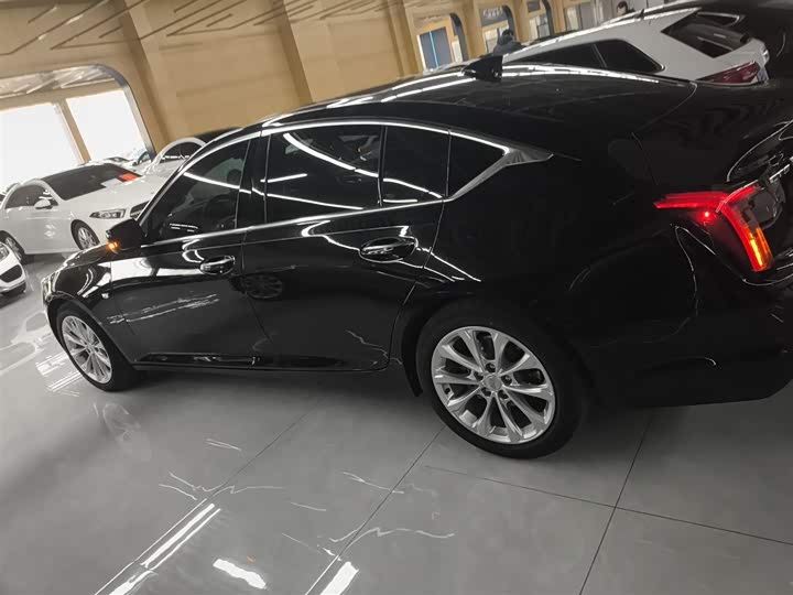 Фото 5 - Cadillac CT5