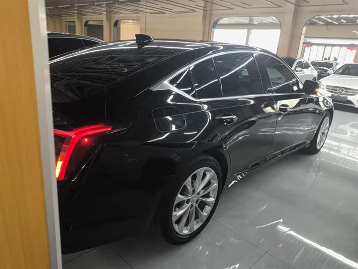 Фото 7 - Cadillac CT5