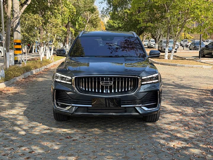 Фото 2 - Geely Monjaro