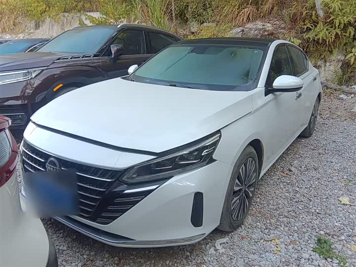 Фото 2 - Nissan Teana