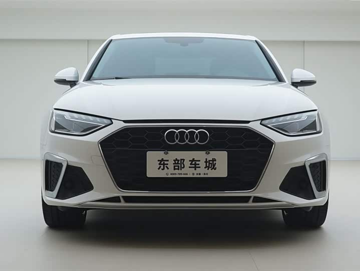 Фото 2 - Audi A4L