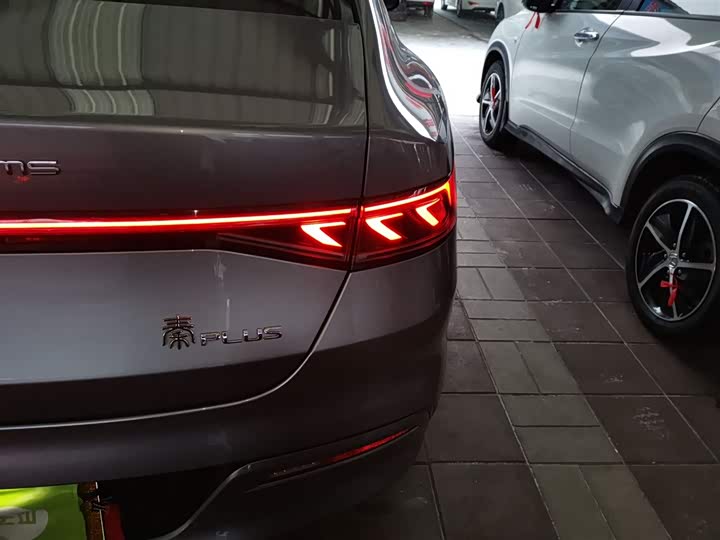 Фото 8 - BYD Qin Plus